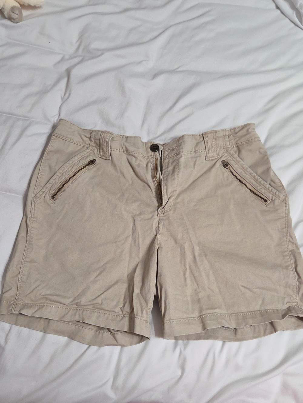 Lee Women's Beige Zip-Pocket Shorts